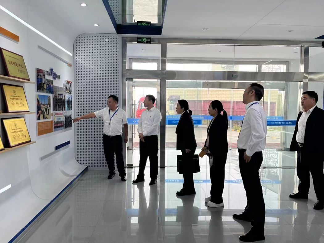 旅行党支部阵地  姚慧宁提供 (1).jpg