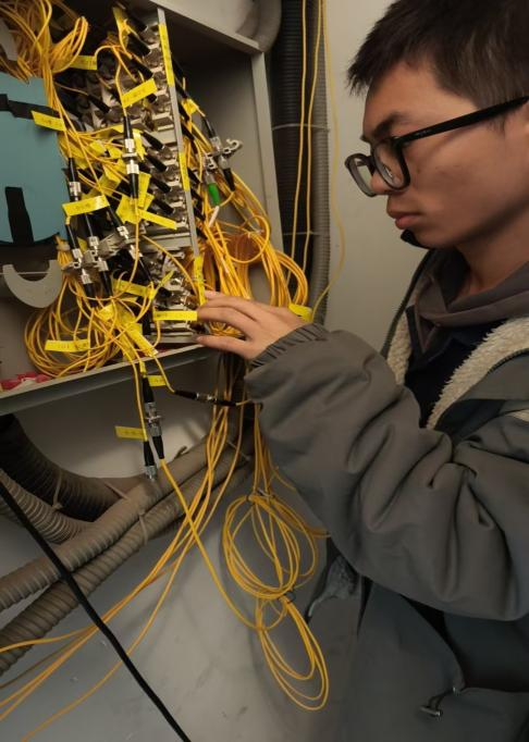 正在排查网络节点，，，智能化治理办公室 李浩周.png